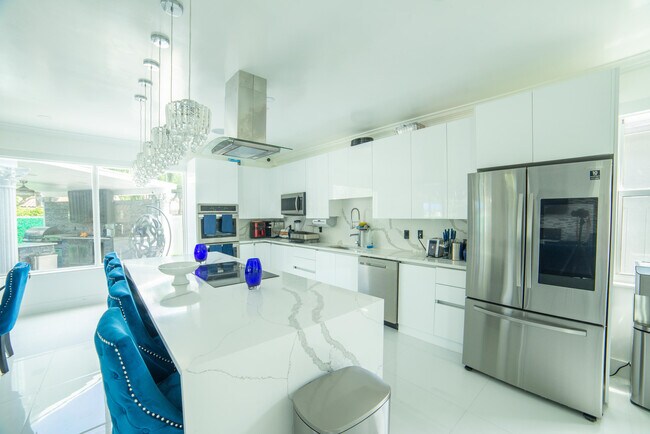 Building Photo - 4941 SW 150th Terrace