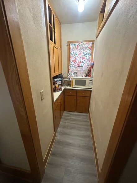 Kitchen Nook - 426 S Franklin St