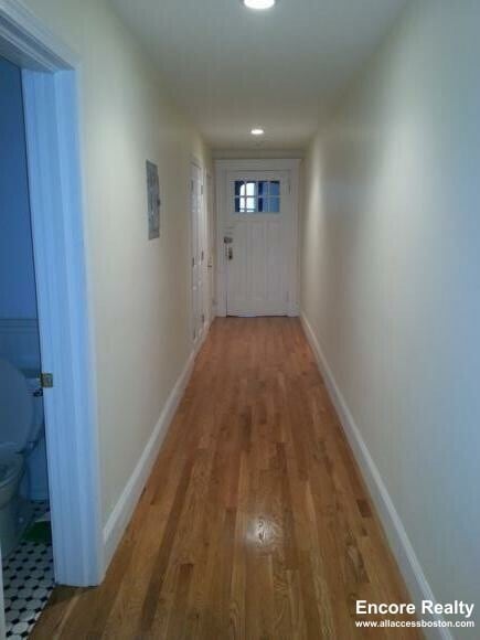 Building Photo - 56 Egmont St