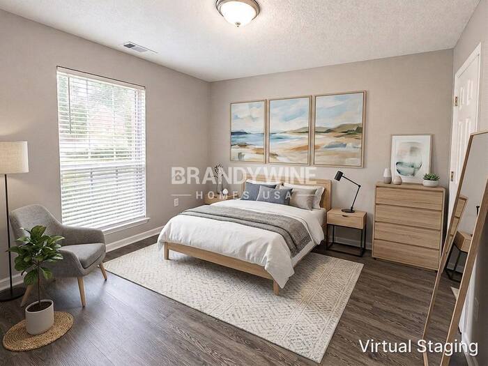 Building Photo - 5597 Blackburg Dr