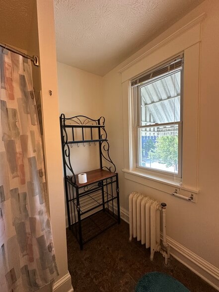Bath - 21 N Braddock St