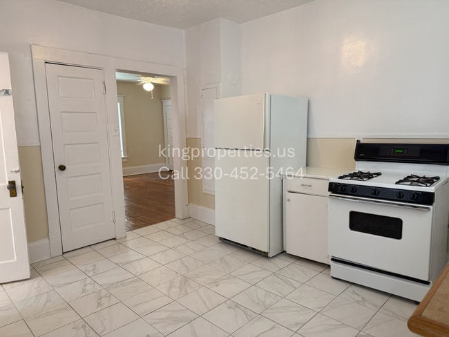 Primary Photo - 713 Greenfield Ave SW