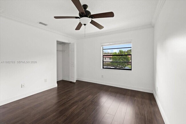 Building Photo - 7944 Eastlake Dr