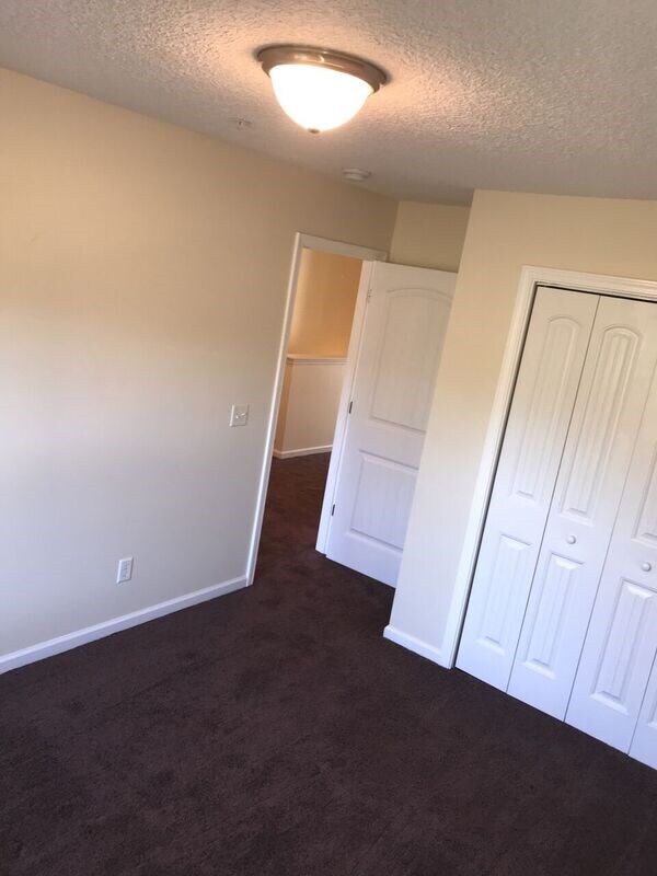 Building Photo - 368 Laurel Oak Ln