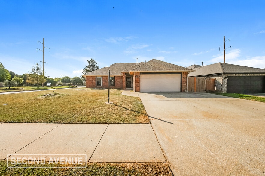 Building Photo - 1200 SW 133rd Pl