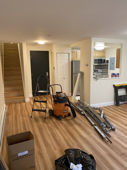 Building Photo - 409 Massachusetts Ave