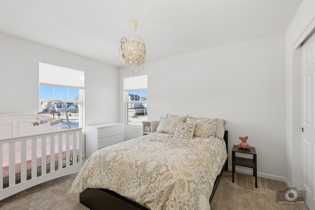 Building Photo - 12629 S Potomac Dr