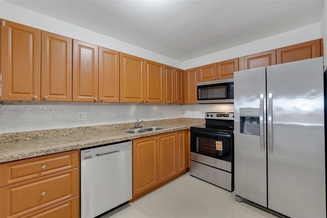 Building Photo - 6130 W 19th Ave