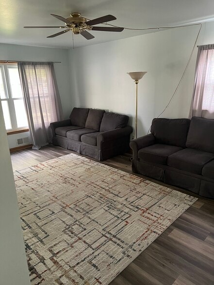 Building Photo - 6654 W Constance Ave