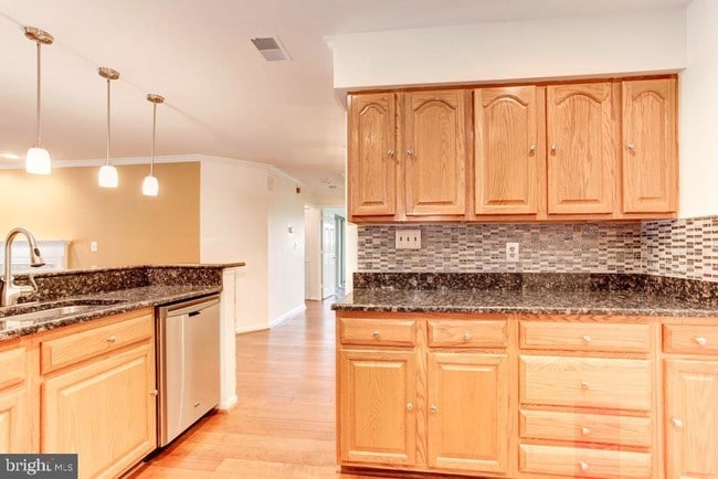 Building Photo - 6101 Wigmore Ln