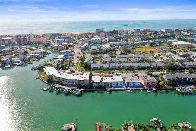 Building Photo - 11655 3rd St E