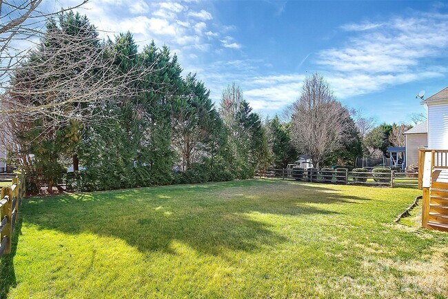 Building Photo - 14308 Harvington Dr