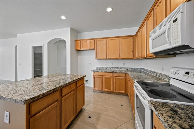 Building Photo - 1483 E Mia Ln