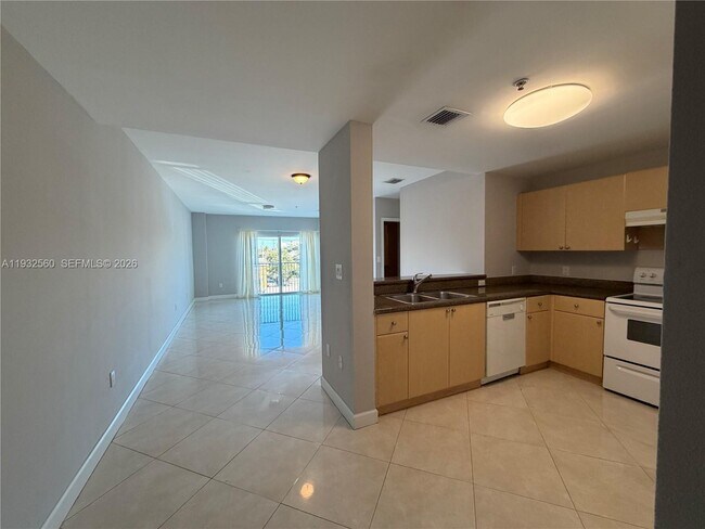 Building Photo - 2280 SW 32nd Ave