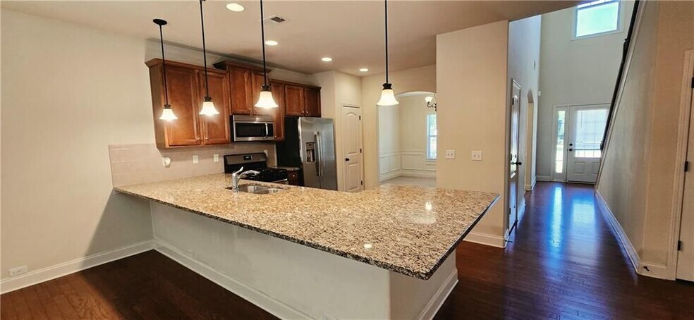 Building Photo - 3265 Carrick Rd
