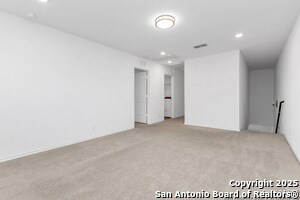 Building Photo - 6806 Prue Rd