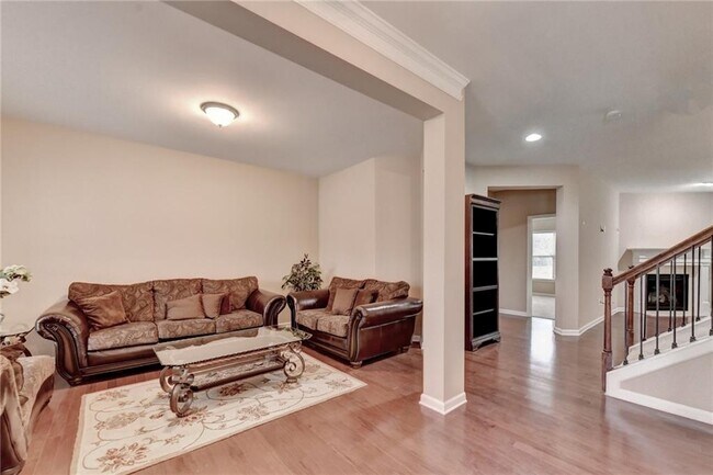Building Photo - 4228 Woods Creek Ln