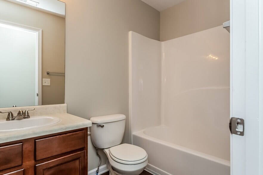 Building Photo - 793 Lobdale Falls Dr