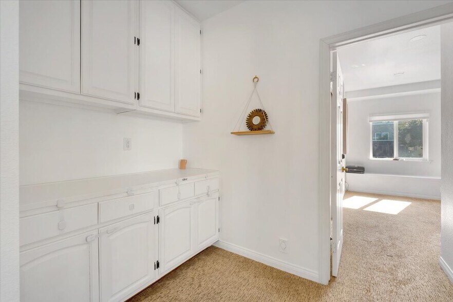 Building Photo - 7939 W 80th St
