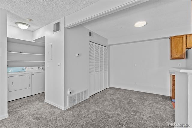 Building Photo - 3324 S Ammons St