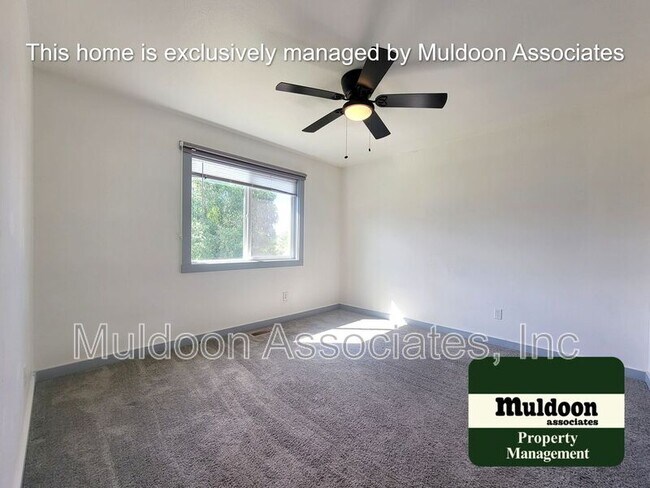 Building Photo - 4375 Millburn S