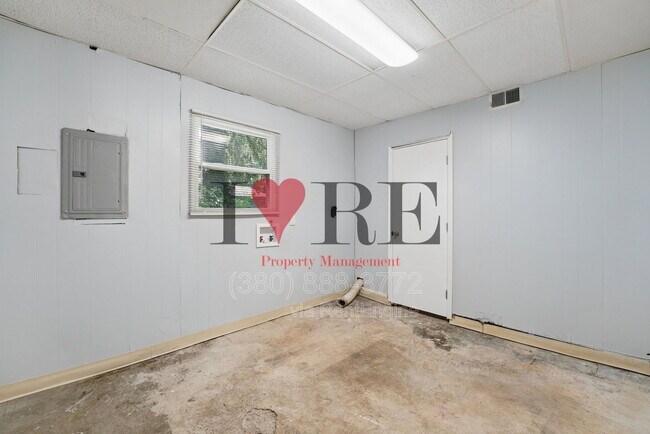 Building Photo - 1823 Ward Rd
