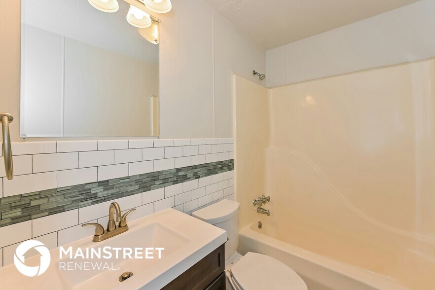 Building Photo - 5505 Malmsbury Rd NW