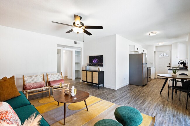 Building Photo - 4625 N 73rd St