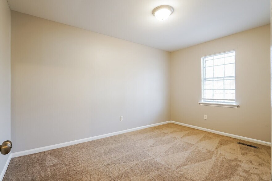 Building Photo - 129 Freda Jane Ln