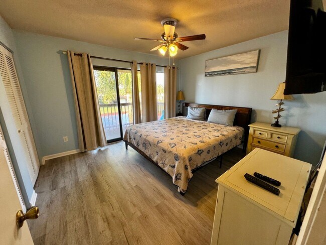 Building Photo - 17751 Panama City Beach Pkwy