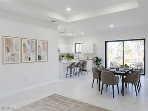 Building Photo - 1027 Kismet Pkwy W