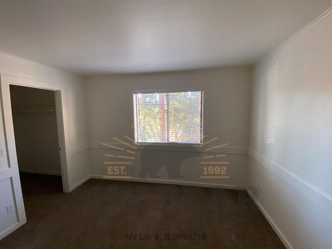 Building Photo - Cute 1 bedroom in Central Incline!