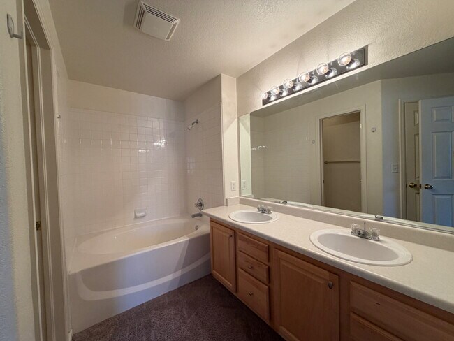 Building Photo - 5151 W 29th St