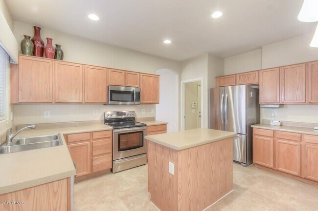 Building Photo - 3693 E Remington Dr