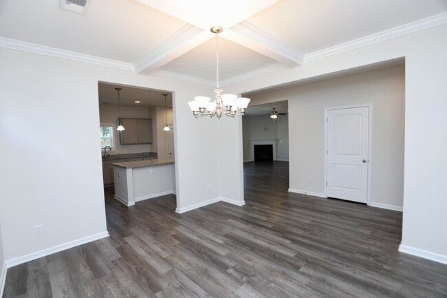 Building Photo - 1960 Barnhart Dr