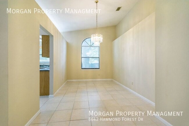 Building Photo - 8642 Hammond Forest Dr