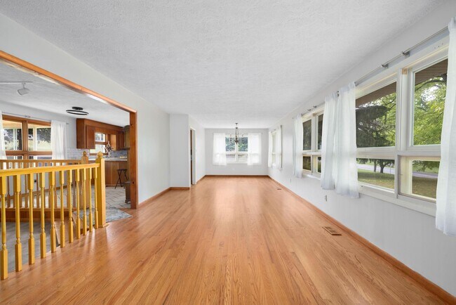 Building Photo - 2209 King College Rd