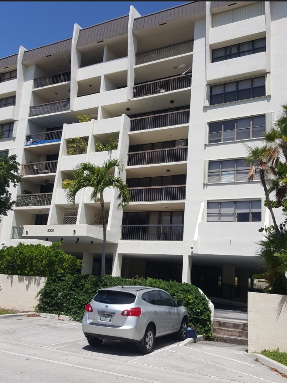 Building Photo - 9300 Bay Harbor Ter