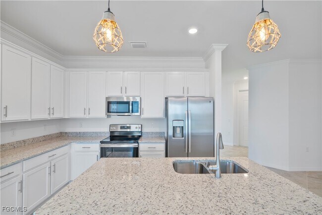 Building Photo - 43977 Boardwalk Loop