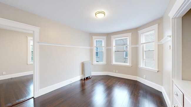 Building Photo - 6 Ashmont Ct