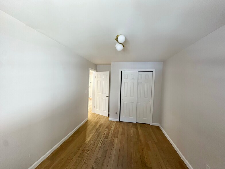 Building Photo - 16 Delaware Ave