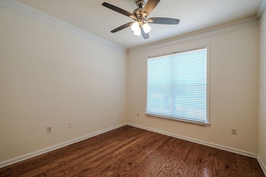 Building Photo - 4007 Westchester Ridge NE