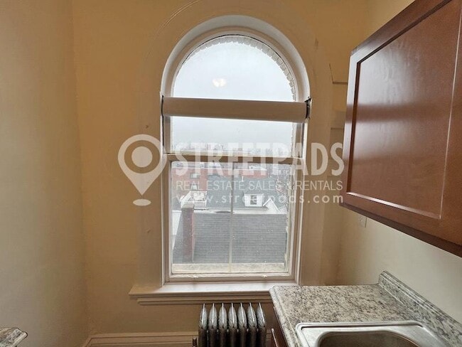Building Photo - 1 bedroom in Cambridge MA 02138
