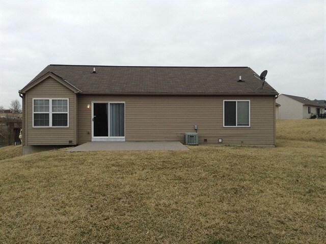 Building Photo - 2422 Hilliard Dr