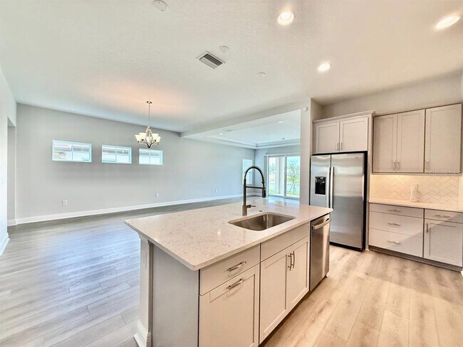 Building Photo - 35609 Stableton Ln