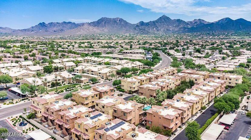 Building Photo - 9551 E Redfield Rd