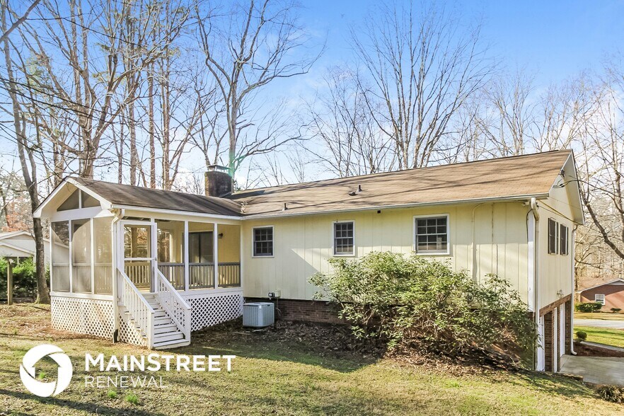 Building Photo - 4441 Fernbrook Dr