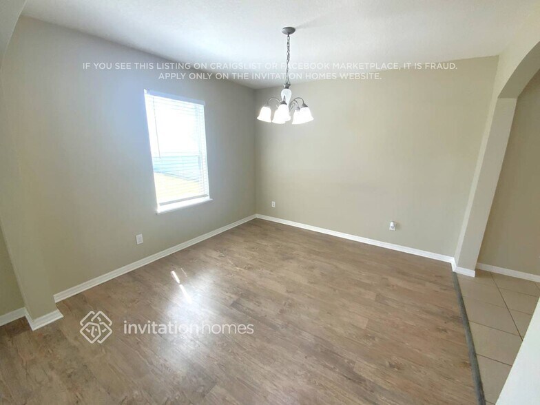 Building Photo - 1821 Betsy Ross Ln