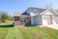Building Photo - 1332 Godas Cir