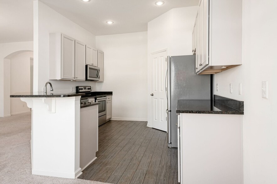 Building Photo - 3587 Evelynton Ave